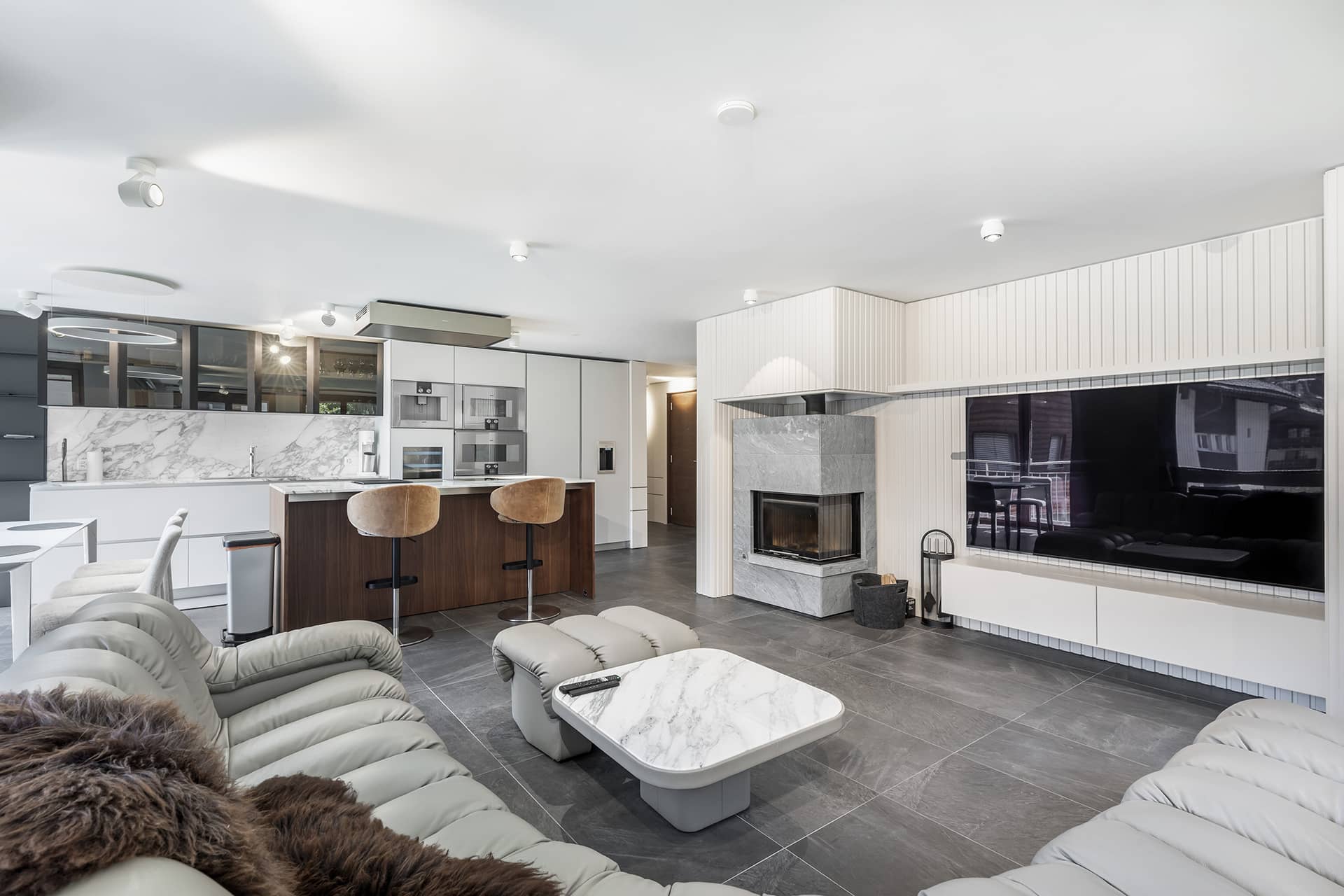 Colosseo Appartements Zermatt Diamant Suite Aussicht